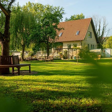 Hotel Wasserschloesschen Наумбург Екстер'єр фото
